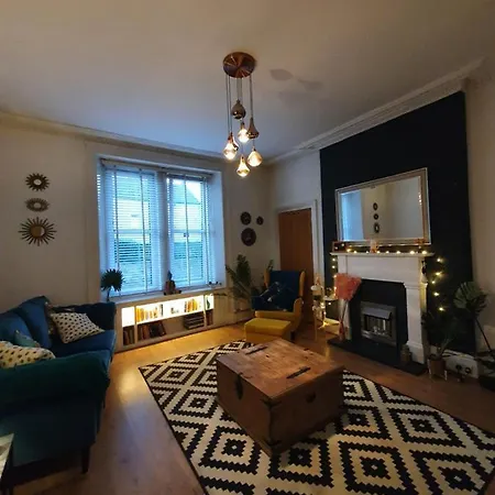 Apartamento The Flat With The Pink Door Edimburgo Exterior foto